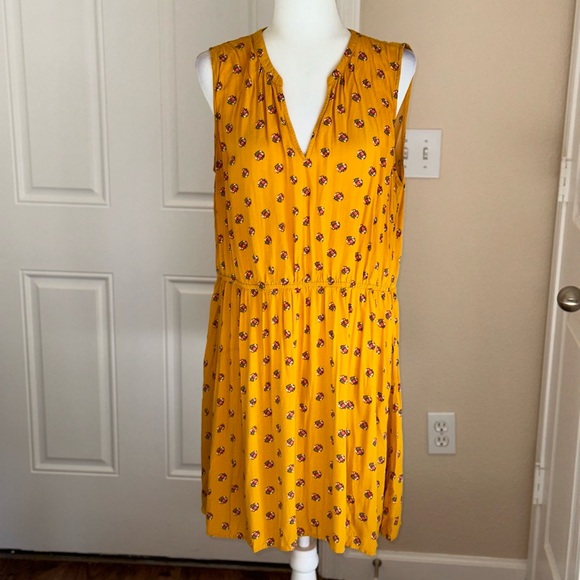 Old Navy Dresses & Skirts - Old Navy Yellow Mustard Floral Dress Size XL